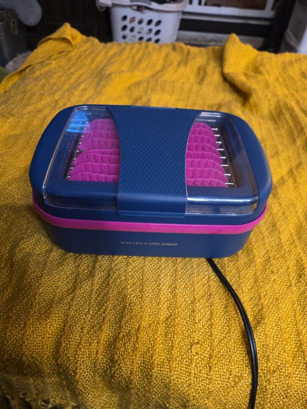 Infiniti Pro by Conair Adjusta Curl MODEL FRHS 12V, 380W, EXCELLENT CONDITION